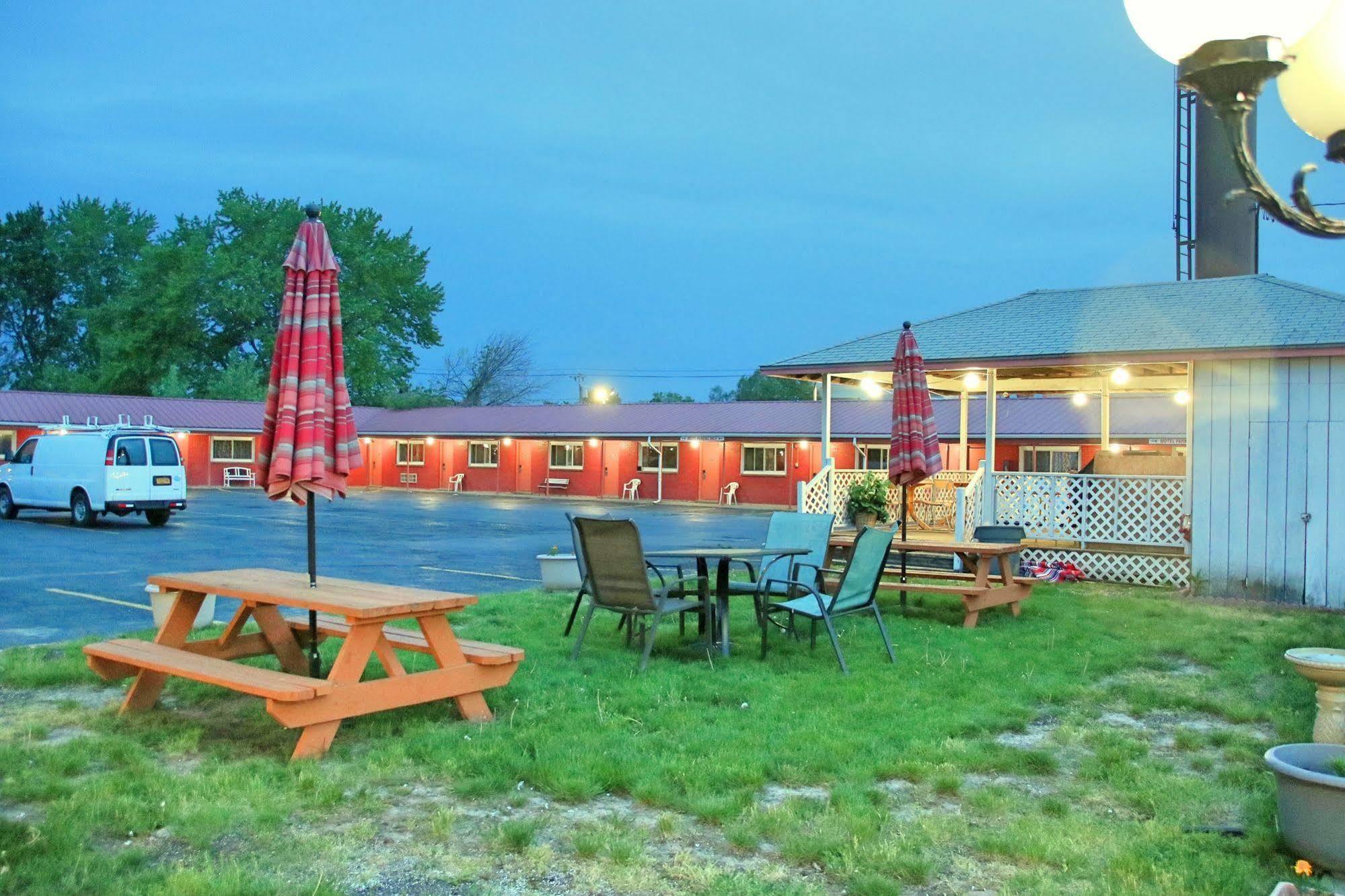 Woodland Inn Ниагарски водопад Екстериор снимка