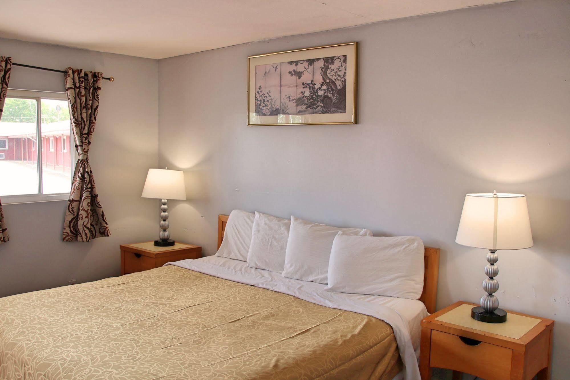 Woodland Inn Ниагарски водопад Екстериор снимка