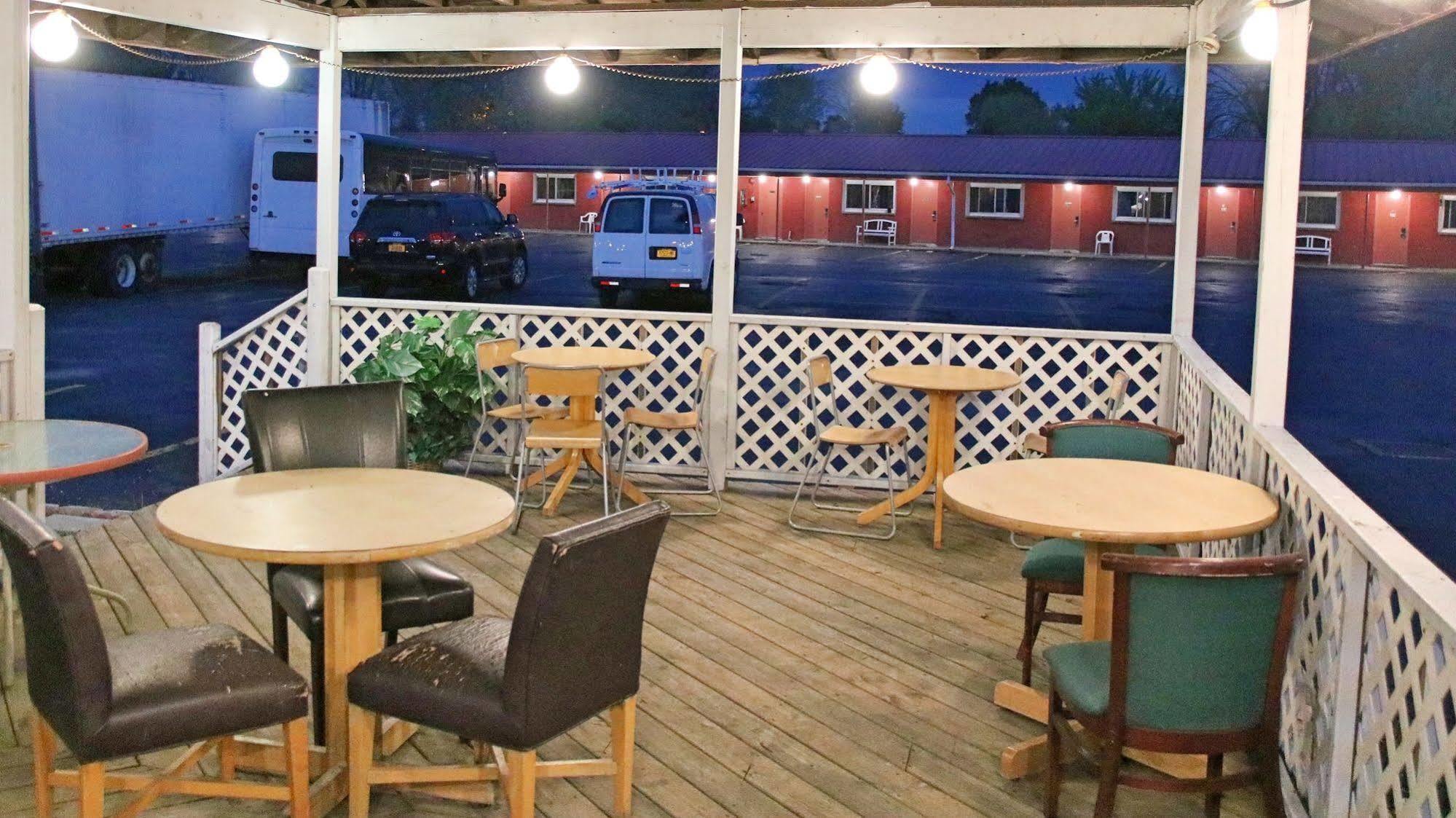 Woodland Inn Ниагарски водопад Екстериор снимка